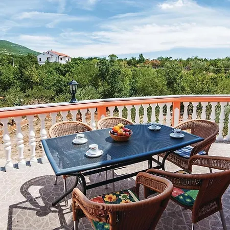 Lejlighed Two-bedroom In