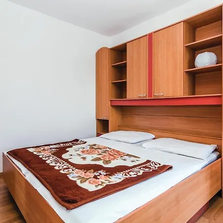 Two-bedroom In Kruševo